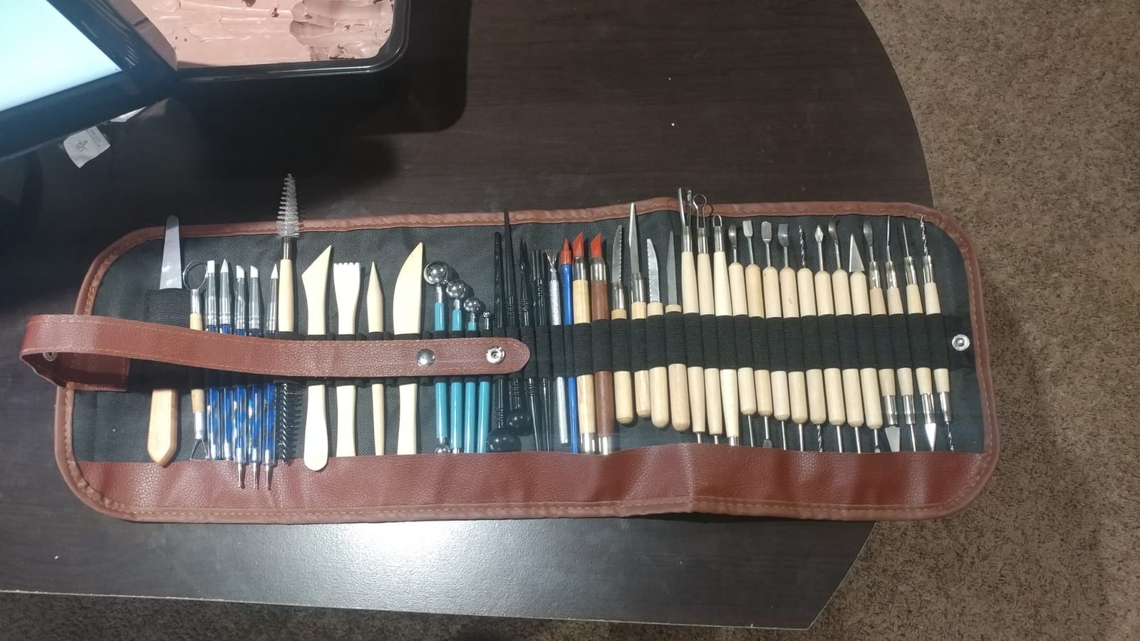 ISSEVE 43Pcs Pottery Clay Sculpting Tools Set with Stand-Up Organizer Bag customer photo 1