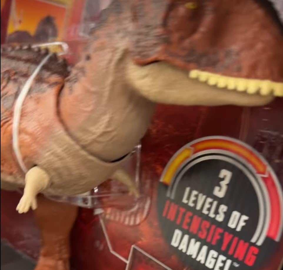 Jurassic World Epic Attack Battle Chompin' Carnotaurus customer photo 2