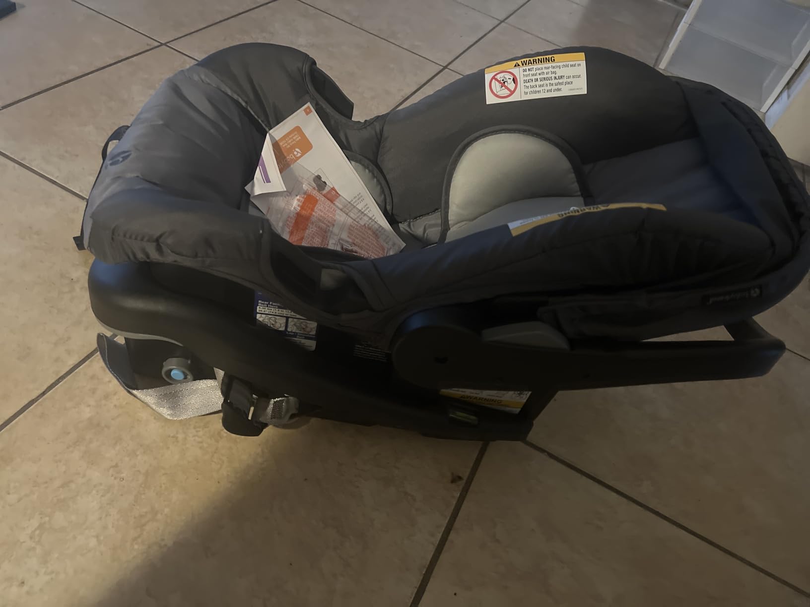Baby Trend EZ-Lift™ Plus Infant Car Seat, Ultra Grey – Newborn Comfort Padding, Lightweight Carry Build, Adjustable Harness System customer photo 1