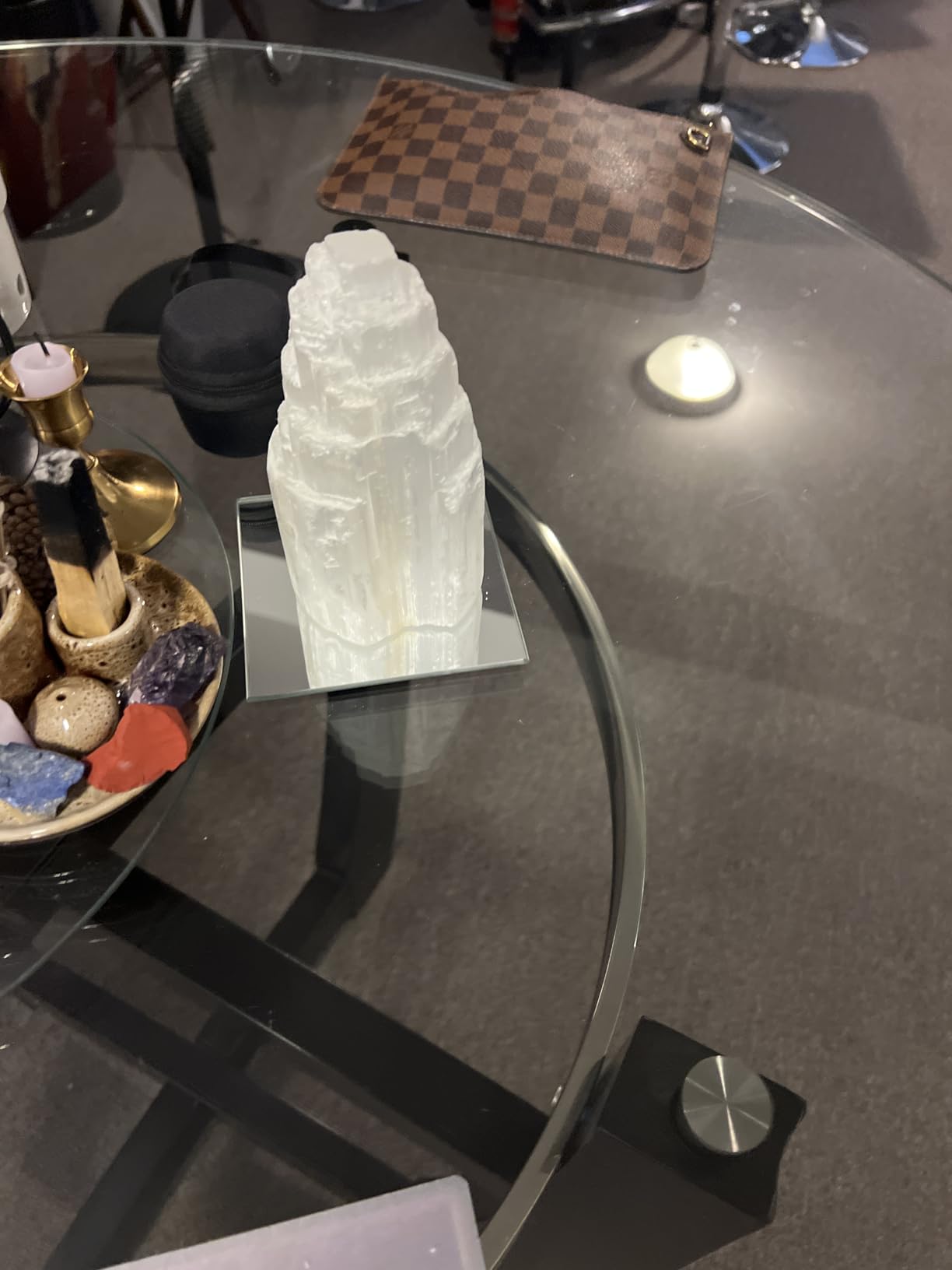 Selenite Crystal Tower 15 cm, High Energy Skyscraper Meditation Stone, Cordless Healing Crystal 2-4 Lbs. customer photo 1