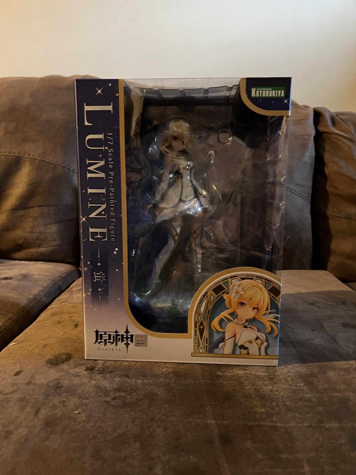 Genshin Impact 1/7 Scale Pre-Painted Figure: Lumine customer photo 2
