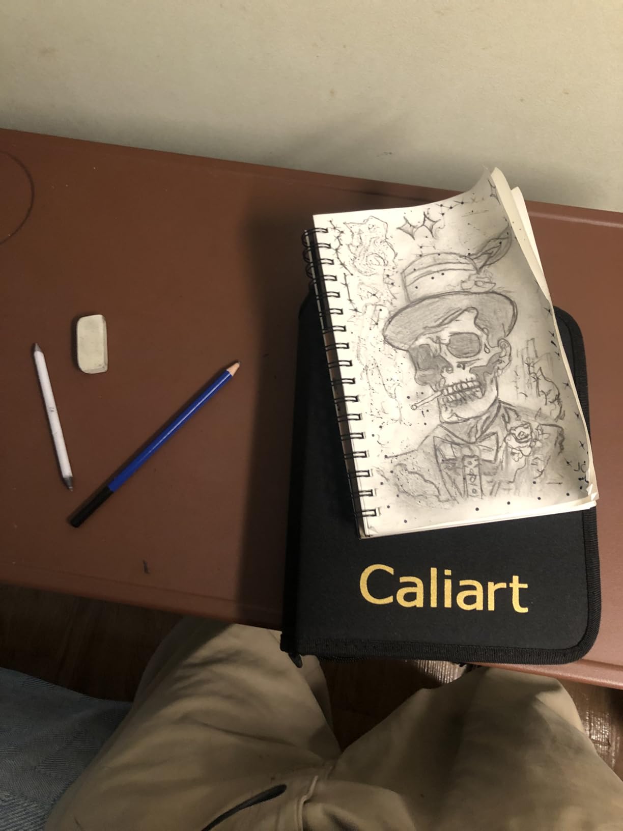 Caliart 176PCS Art Supplies Sketching Kit, 100 Sheets 3-Color Sketch Book customer photo 2