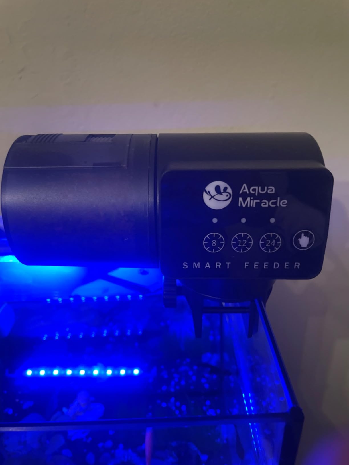 AquaMiracle Automatic Fish Feeder for Aquarium, Auto Fish Food Dispenser with Timer, Volume Adjustable Vacation Aquarium Feeder customer photo 1