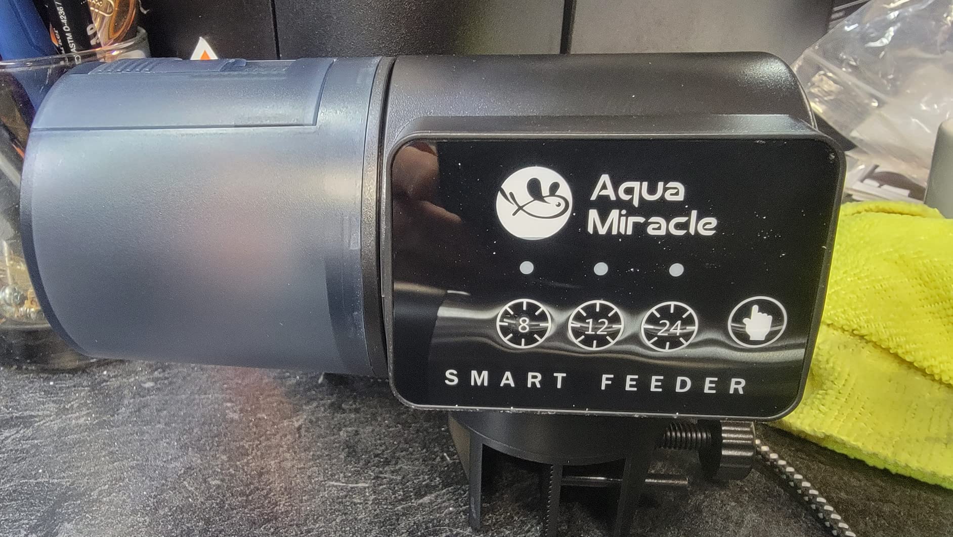 AquaMiracle Automatic Fish Feeder for Aquarium, Auto Fish Food Dispenser with Timer, Volume Adjustable Vacation Aquarium Feeder customer photo 2