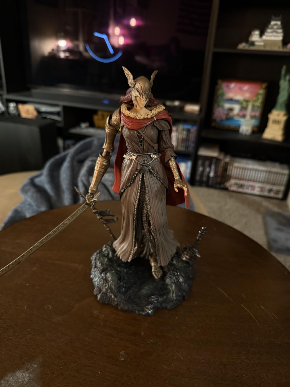 REOZIGN Malenia Figure, ELDRing Malenia PVC Figure Statue Anime Cartoon Sculpture for Game Fans 24cm / 9.4inch customer photo 2