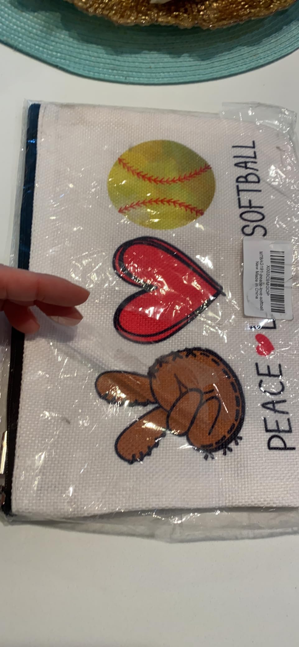 KDXPBZ Volleyball Inspirational Gifts for Women Players - BFF Bestie Makeup Bag - Peace Love customer photo 1