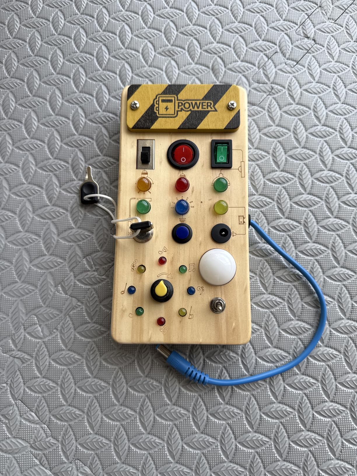 Hoarosall Montessori Wooden Busy Board with 8 LED Light switches, Sensory Toys Light Switch Travel Toys for 1+ Year Old Baby and Toddler customer photo 1
