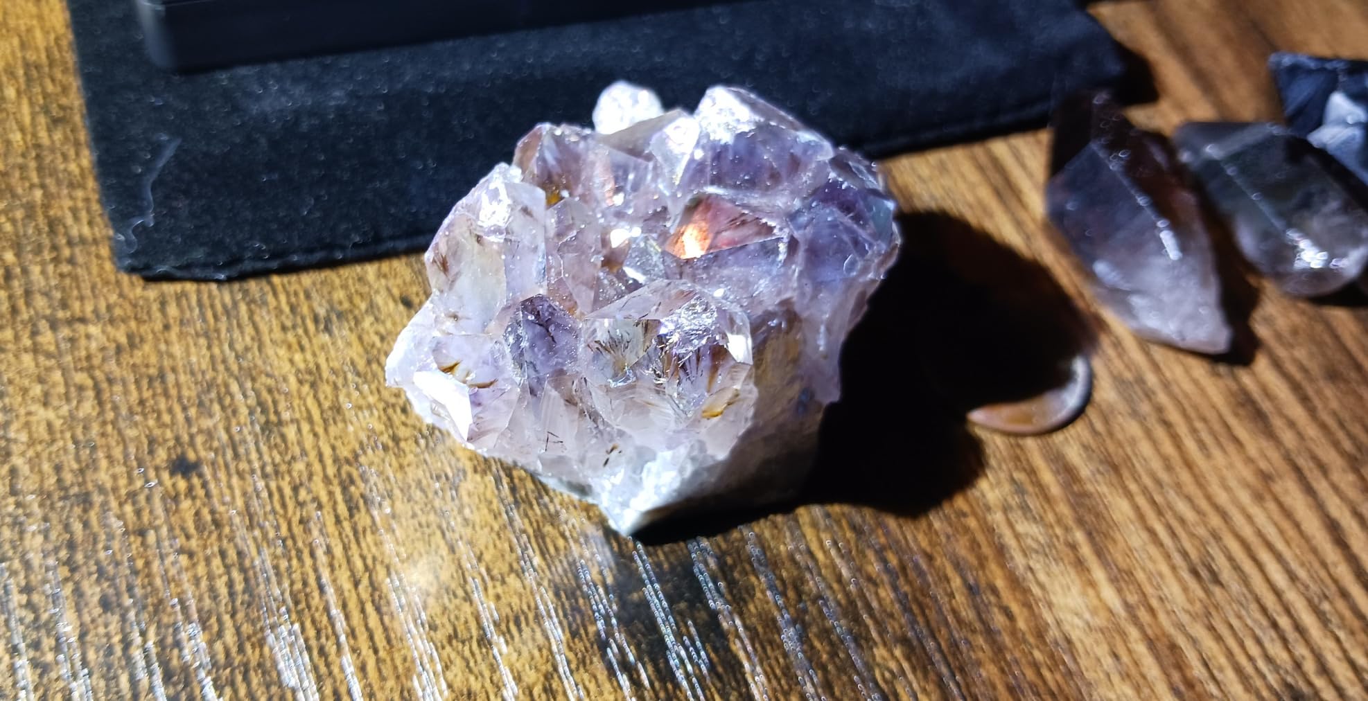 KALIFANO Angel Aura Amethyst Geode - Titanium-Bonded High-Energy Amatista for Reiki, Wicca, Crystal Decor & Metaphysical Gifts customer photo 1