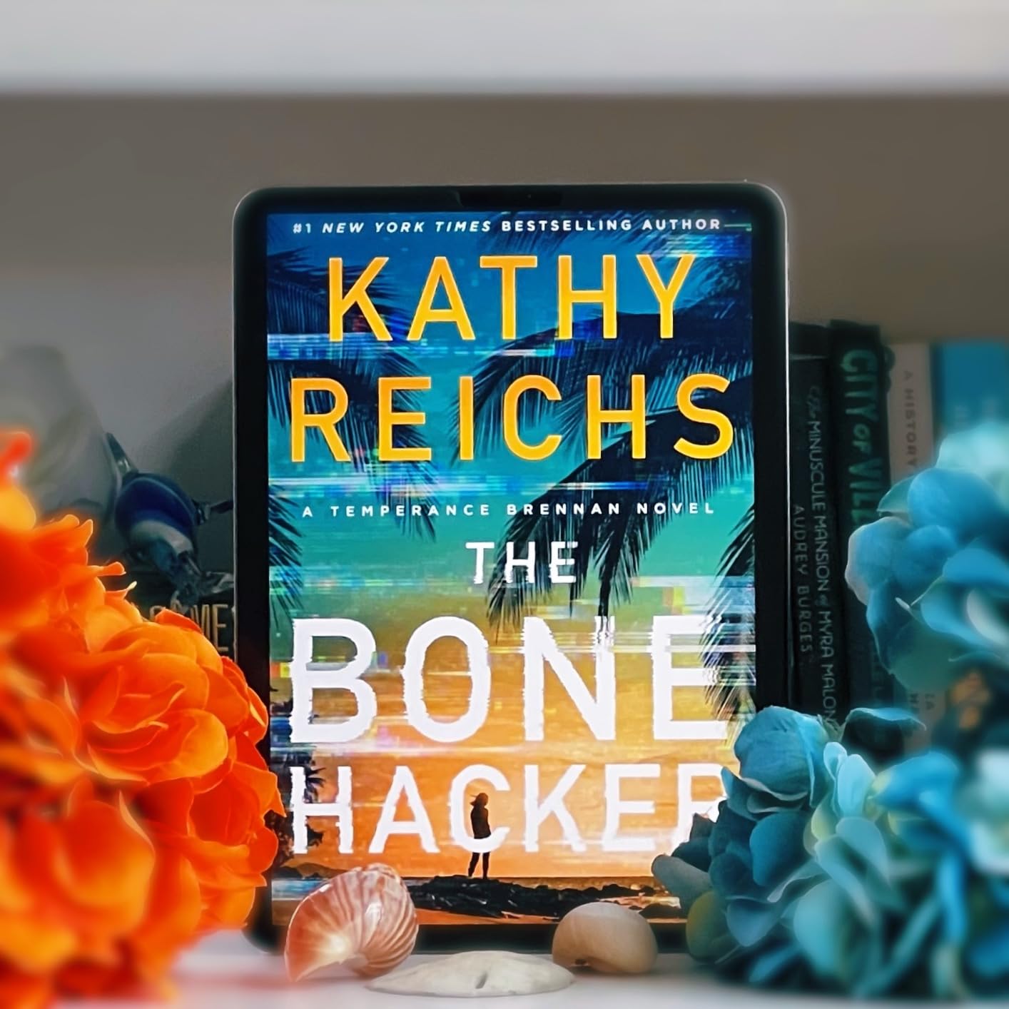 The Bone Hacker (A Temperance Brennan Novel Book 22) customer photo 1