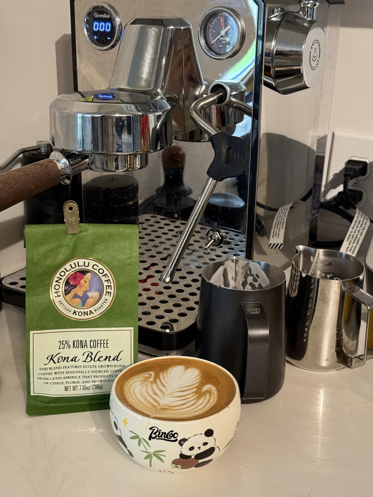 MHW-3BOMBER Milk Frothing Pitcher 12oz Milk Frother Cup Espresso Steaming Pitcher Stainless Steel Milk Frother Cup Barista Latte Art Round Spout Milk Jug, Black P6007MB-OS customer photo 1