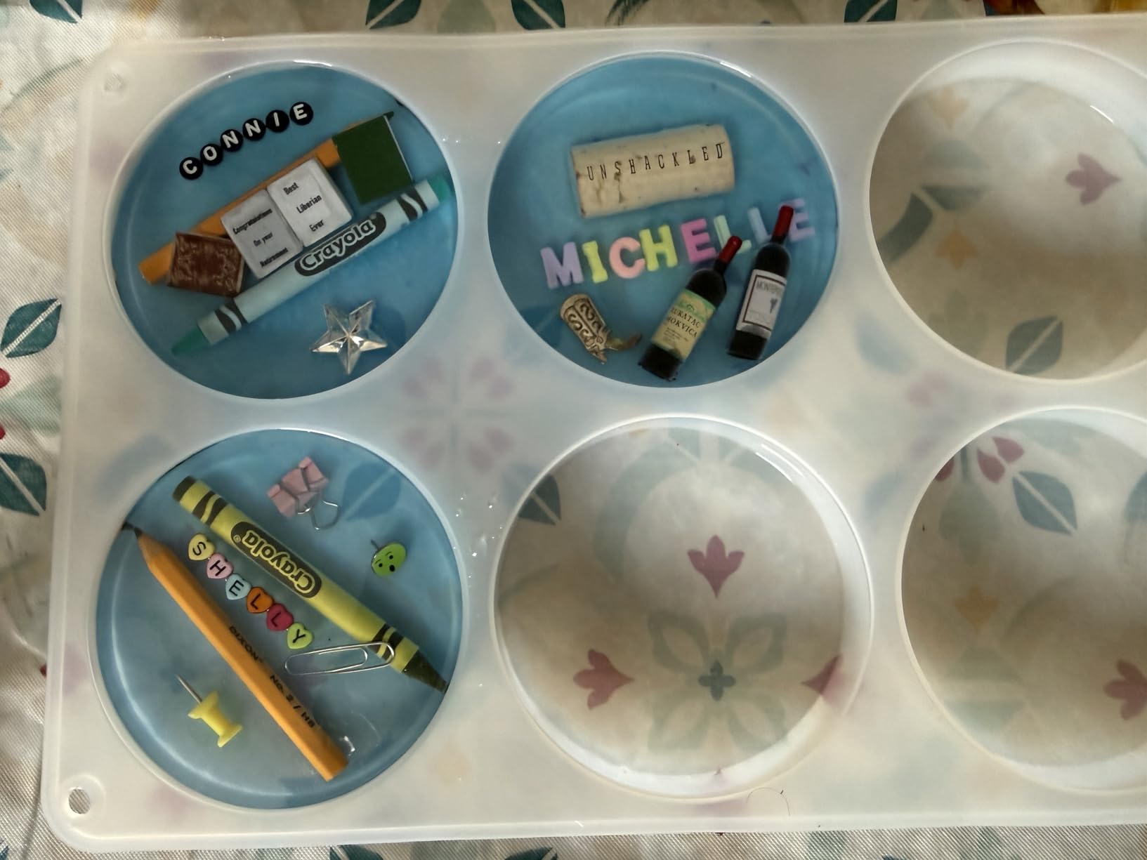 RESINWORLD 6-Cavity Deep Round Coaster Molds - 4 Inches Coaster Silicone Molds for Epoxy Resin, Coaster Resin Molds for Flower Bouquet Preservation customer photo 1