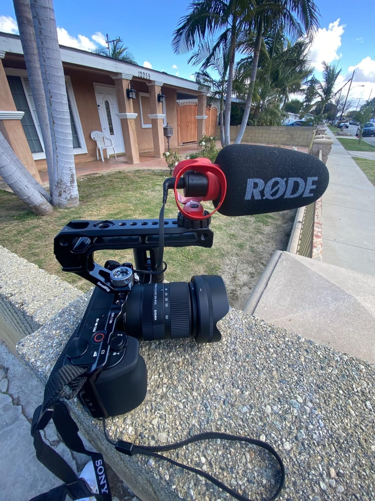 RØDE VideoMicro II Ultra-Compact On-Camera Shotgun Microphone for Recording Audio with a Camera or Mobile Device customer photo 1