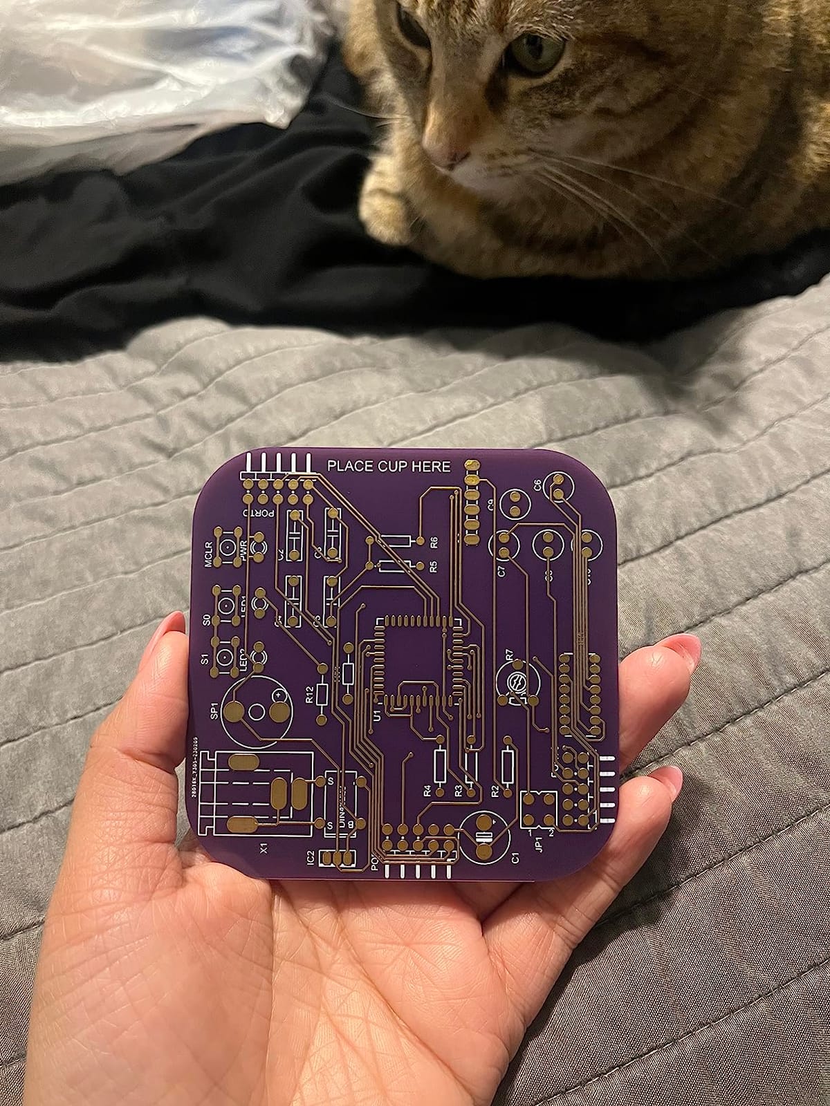 Coasters for Drinks in PCB-Design Black Coasters Decor with Immersion Gold Circuit Board Coaster for Coffee Table Gamer Bar Office Cute Stuff for Boyfriend Geeky Engineer Dad Men (2 x Black/Pack) customer photo 2