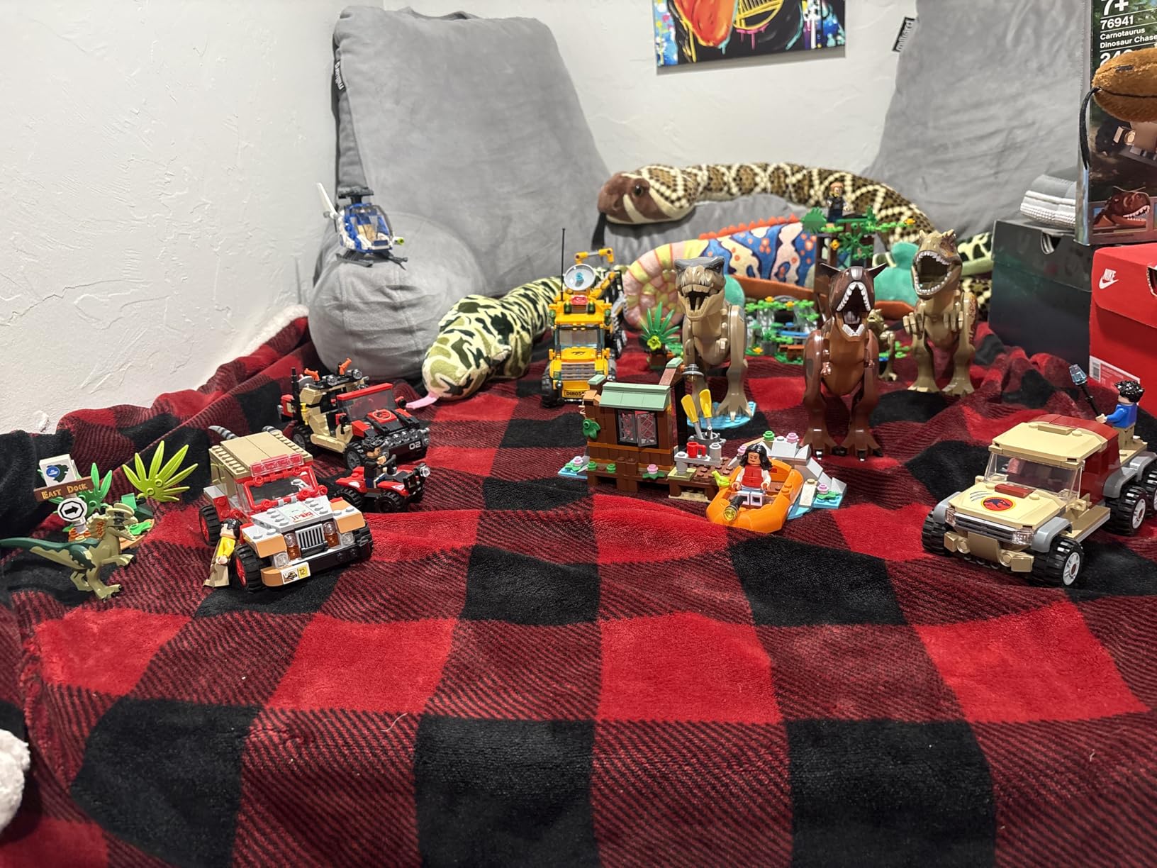 LEGO Jurassic Park Dilophosaurus Ambush 76958 Building Toy Set for Jurassic Park 30th Anniversary, Dinosaur Toy with Dino Figure and Jeep Car Toy; Gift Idea for Grandchildren and Kids Ages 6 and Up customer photo 2
