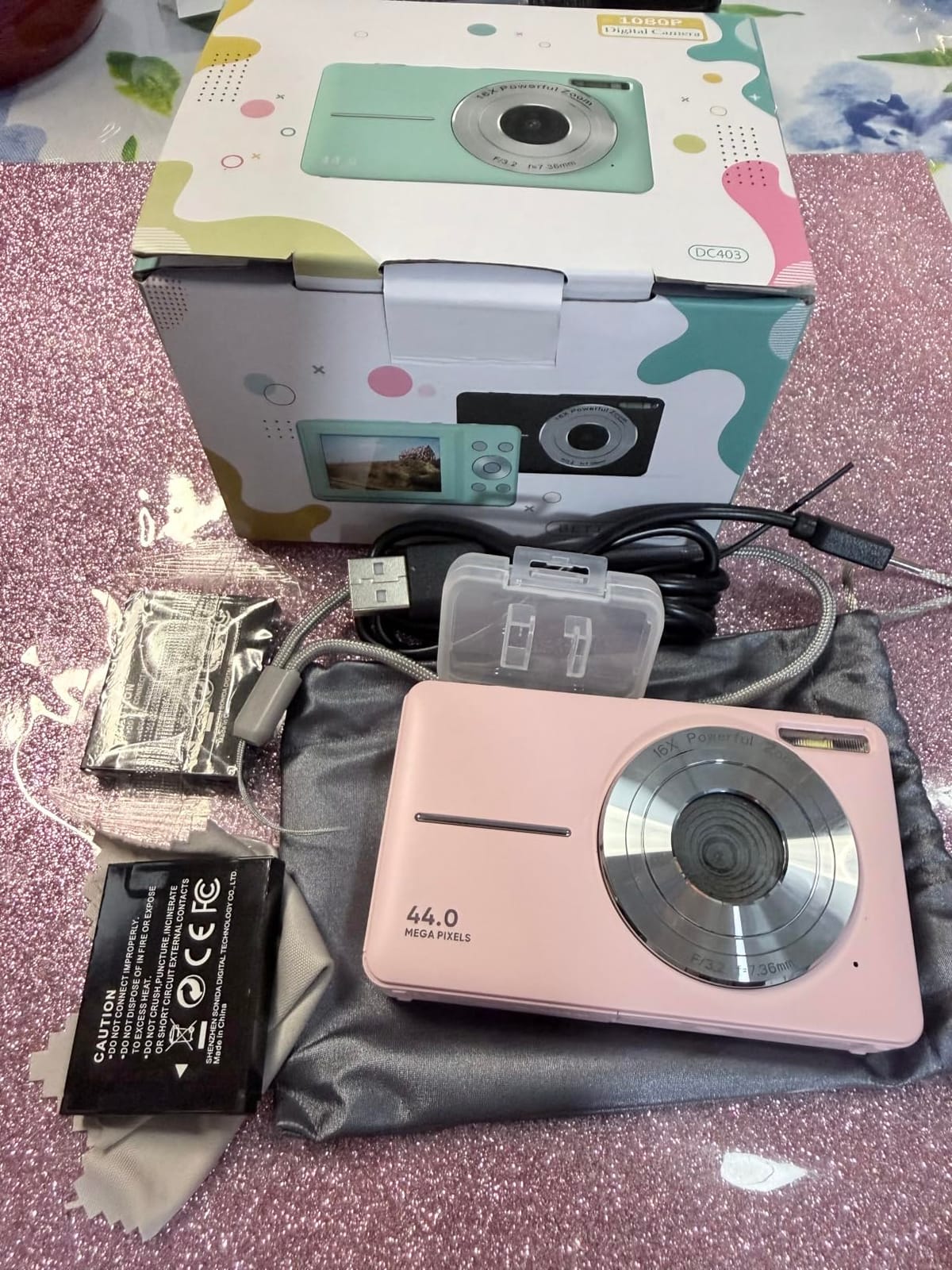 Digital Camera 1080P with 32G Card 16X Zoom Flash Portable for Kid, Black customer photo 2