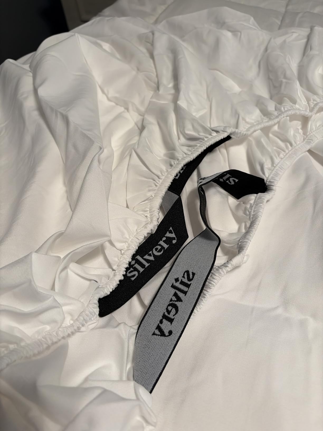 Silvery Silver Infused Bed Sheets Set - Ultra-Soft Temperature-Regulating Fabric with Self-Cleaning Technology™ that Stays Fresh 3X Longer for Hygienic Sleep (Cool Gray, Queen) customer photo 1