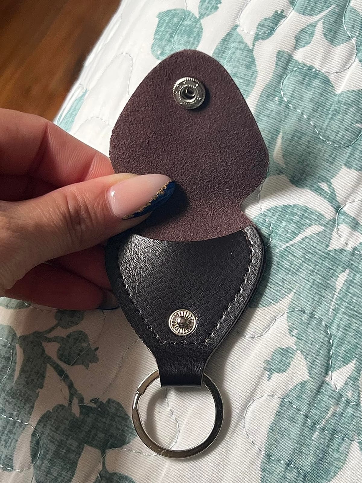Qunrwe Pocket Hug Token, Long Distance Gifts Keepsake, Double Sided Inspirational Thinking of you Gift with Leather Keychain customer photo 1