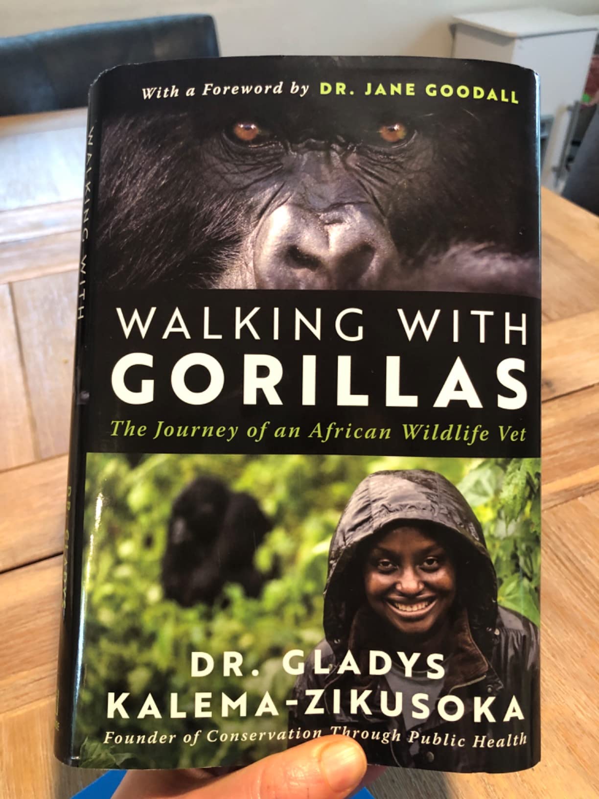 Walking with Gorillas: The Journey of an African Wildlife Vet customer photo 1