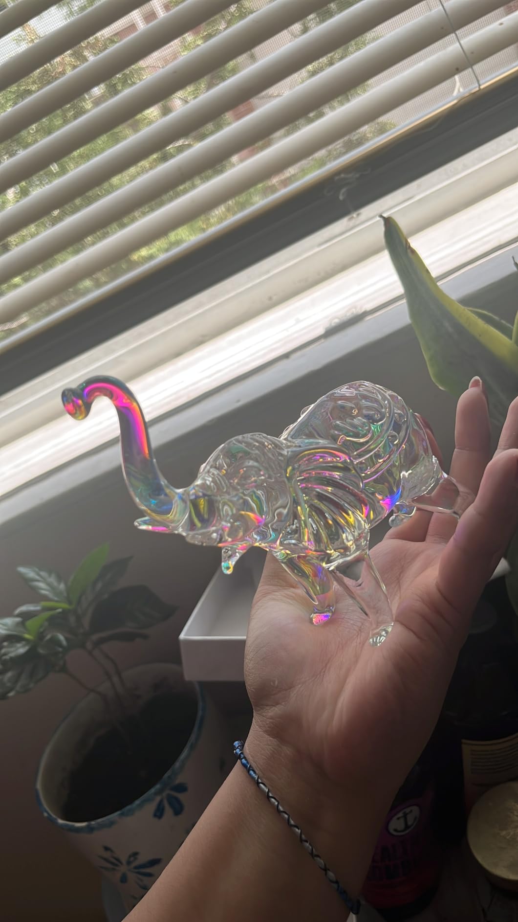 YWHL Iridescent Glass Elephant Gifts for Women, Crystal Elephant Figurine customer photo 2