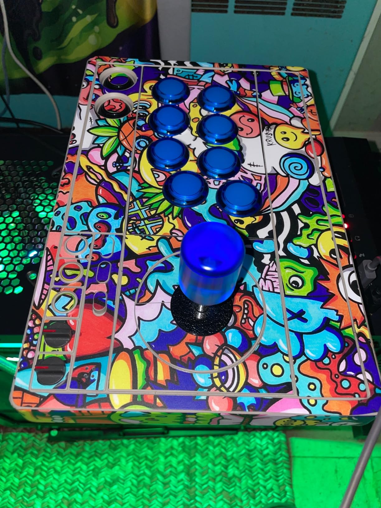 8Bitdo Retro Wireless Arcade Fight Stick for Switch/Switch 2, PC Windows customer photo 2