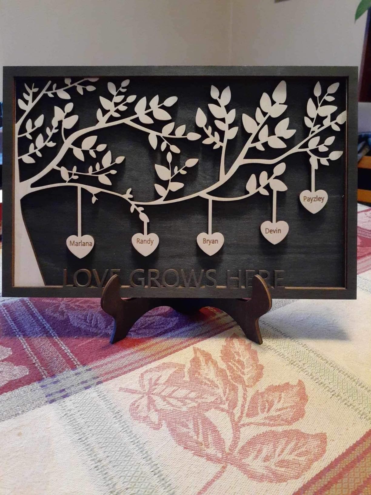 Mom Gifts,Personalized Family Sign with 2-9 Names Custom Name Sign Wooden Family Tree Frame Engraved Wood Plaque Home Decor Birthday Gift for Mother Women (4 names) customer photo 2