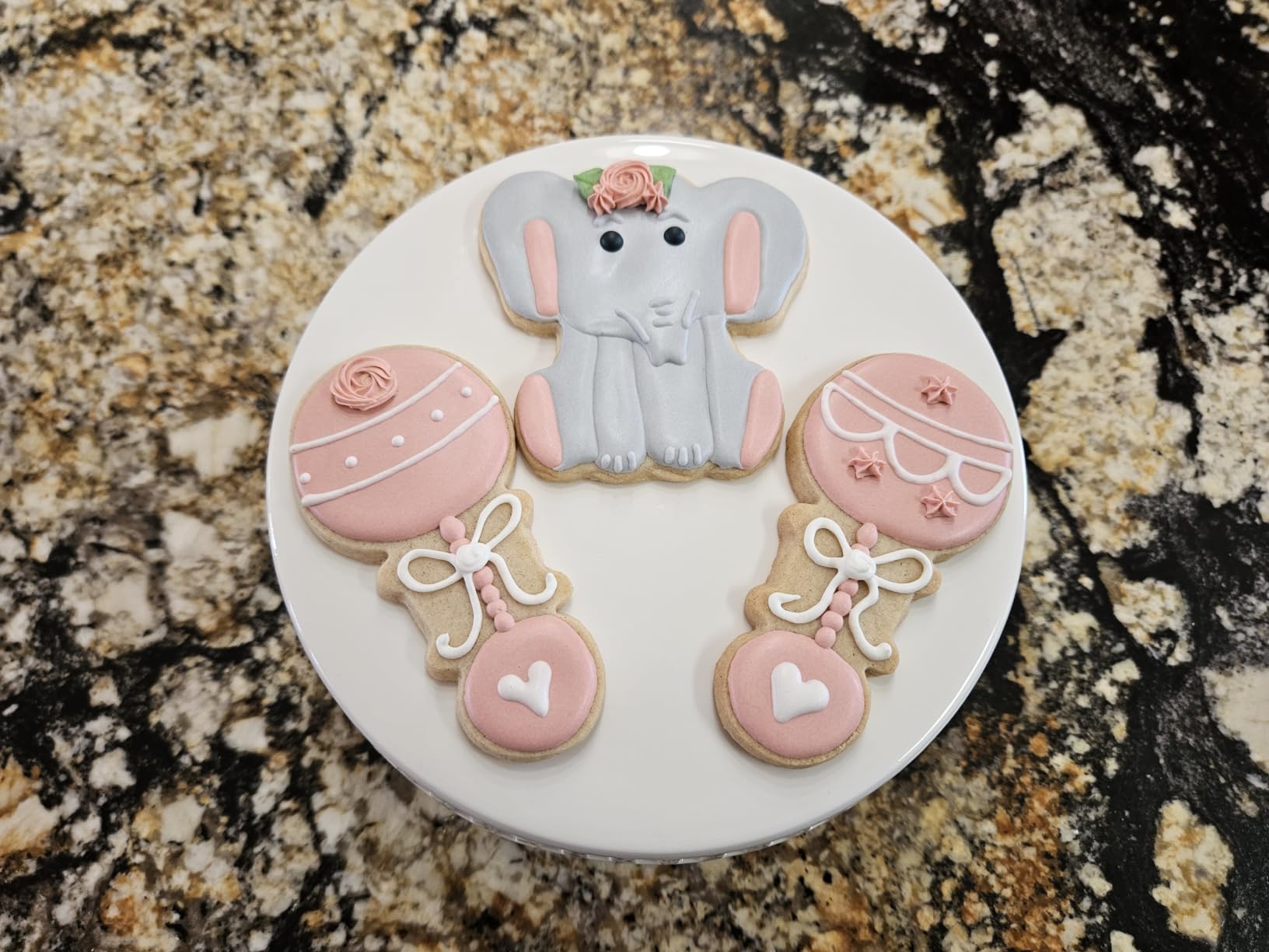 LUBTOSMN New Elephant Cookie Cutter-3.5 inch-Biscuit Cookie Cutters Fondant Molds for Baby Shower Birthday Party customer photo 2