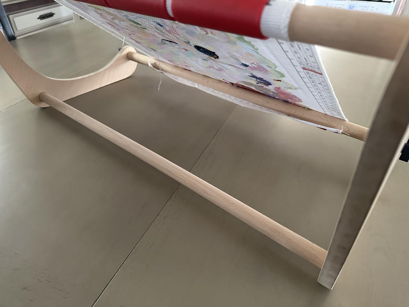 Nurge Tabletop & Lap Scroll Frame Stand customer photo 1