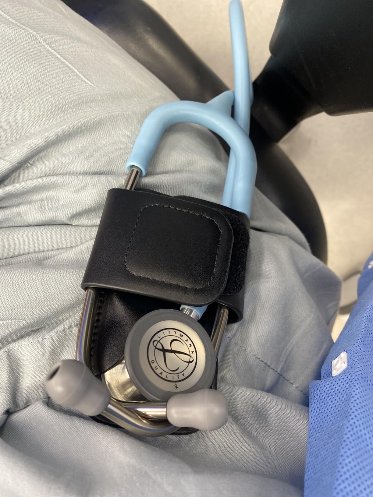 Stethoscope Holder Clip, PU Leather Hip Holster, Black | for Physicians, Nurses, EMT, Medical Nursing Students, Fits 3M Littmann & Most Stethoscope customer photo 1