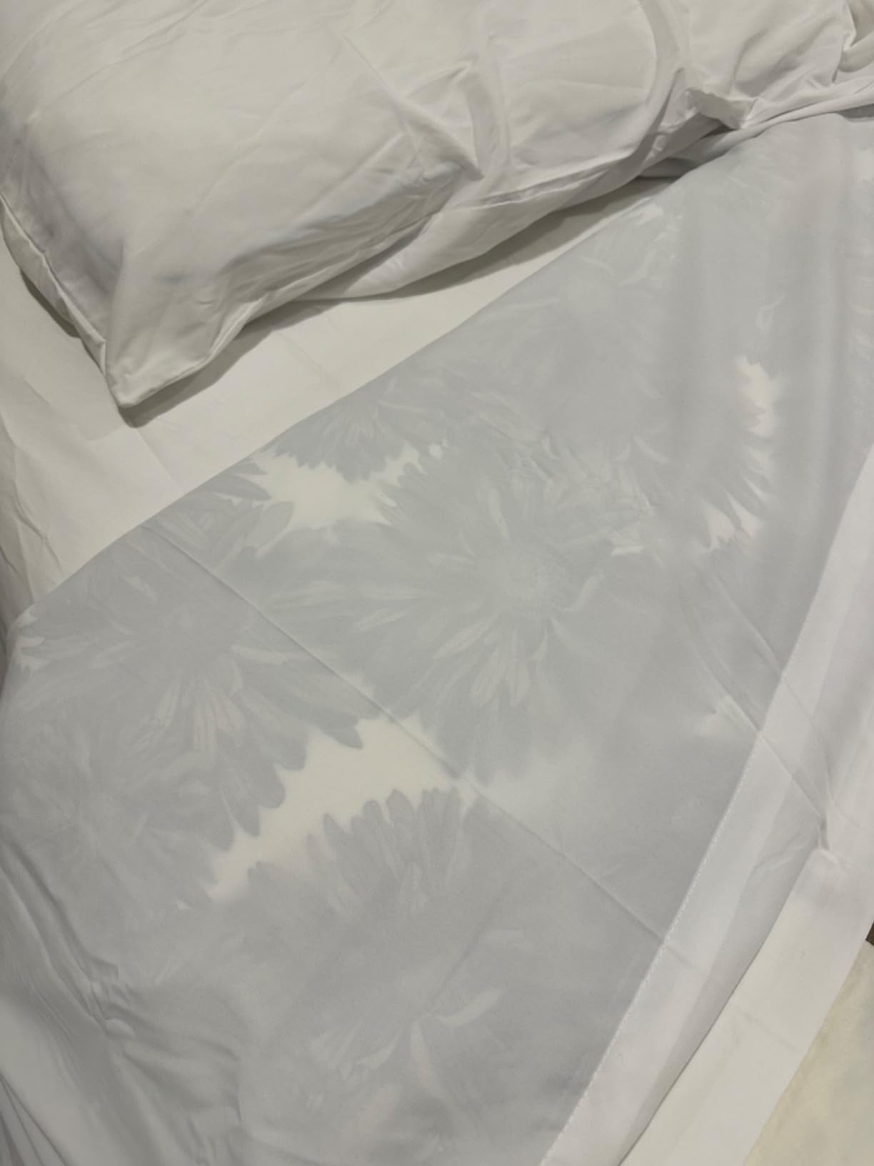 Coolmax® Cooling Sheets for Hot Sleepers, Queen Size, Light Grey customer photo 1