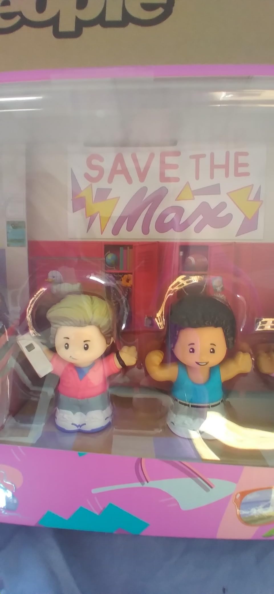 Little People Collector Saved by The Bell Special Edition Set, 6 Figures for Adults & Fans in a Display Package customer photo 1