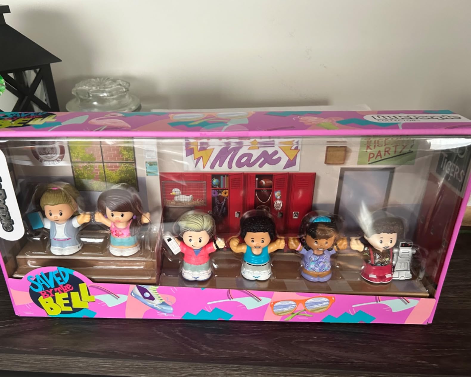 Little People Collector Saved by The Bell Special Edition Set, 6 Figures for Adults & Fans in a Display Package customer photo 2