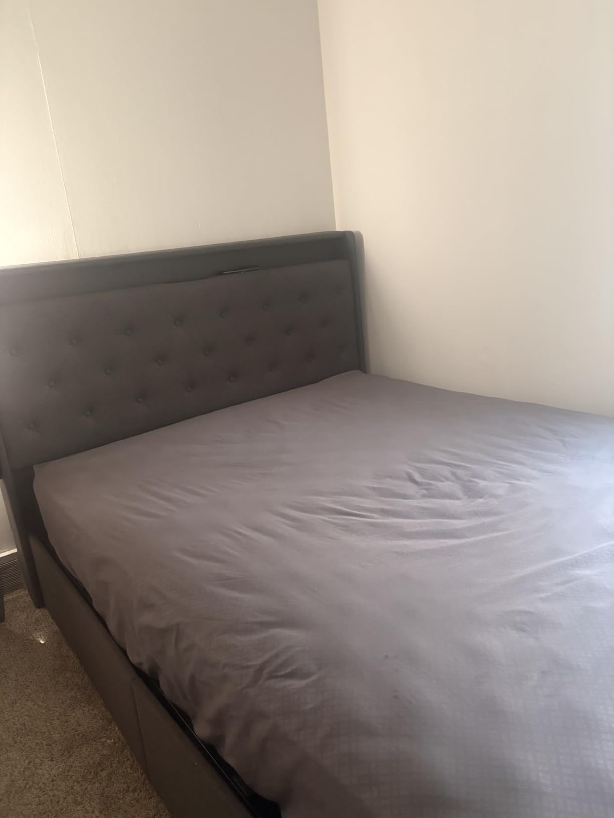 Queen Lift Up Storage Bed Frame w/Charging Station & LED Lights, Dark Grey customer photo 1