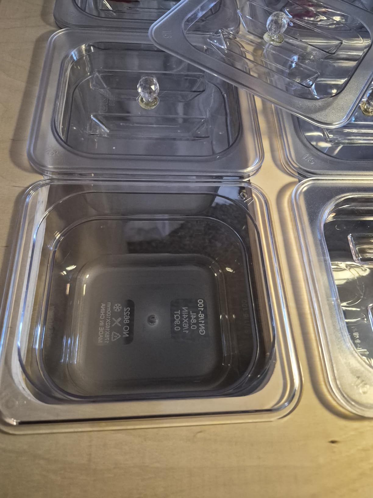 6-Pack NSF Polycarbonate Food Pans with Lids,1/6 Size,4
