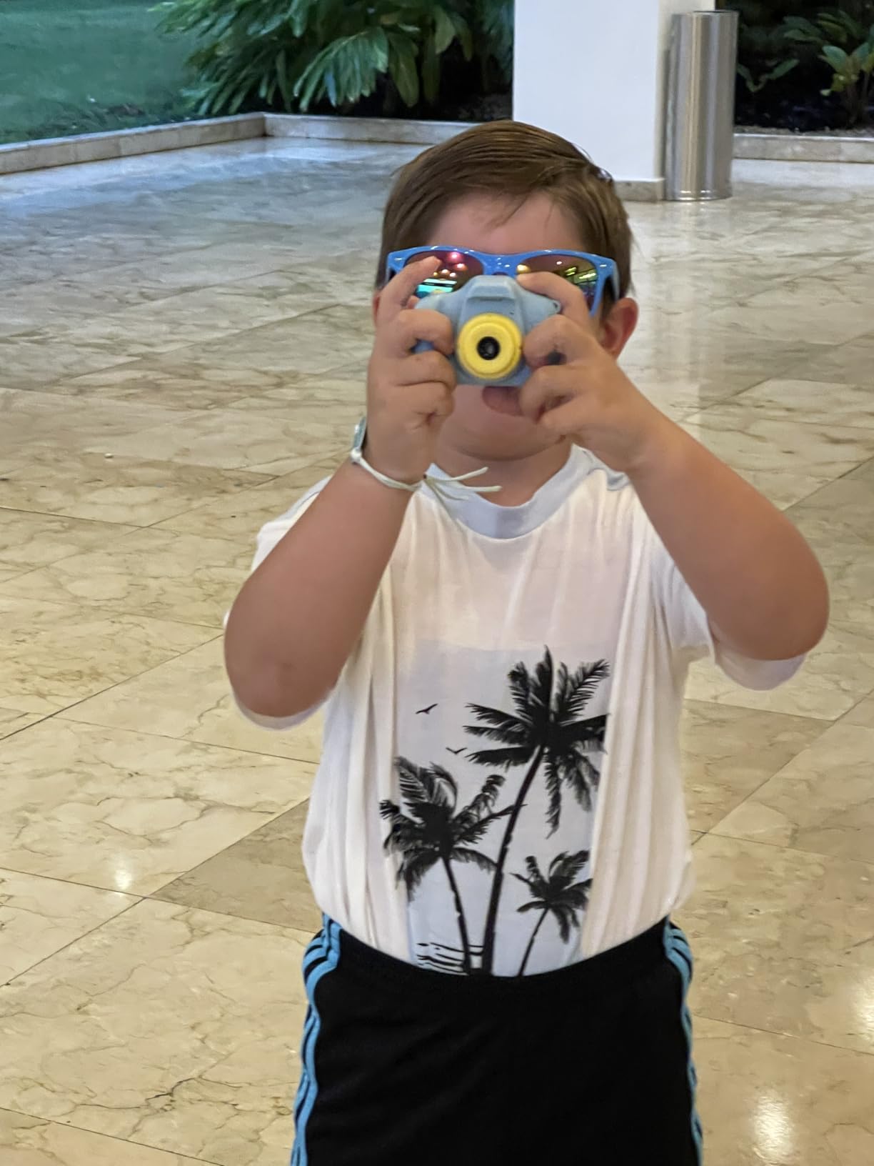 Agoigo Kids Waterproof Camera - Children Underwater Video Digital Camcorder | Portable Travel Toys for Toddler - Ideal Christmas Birthday Gifts for Boys Girls Age 3-12 with 32GB Card (Dark Blue) customer photo 1