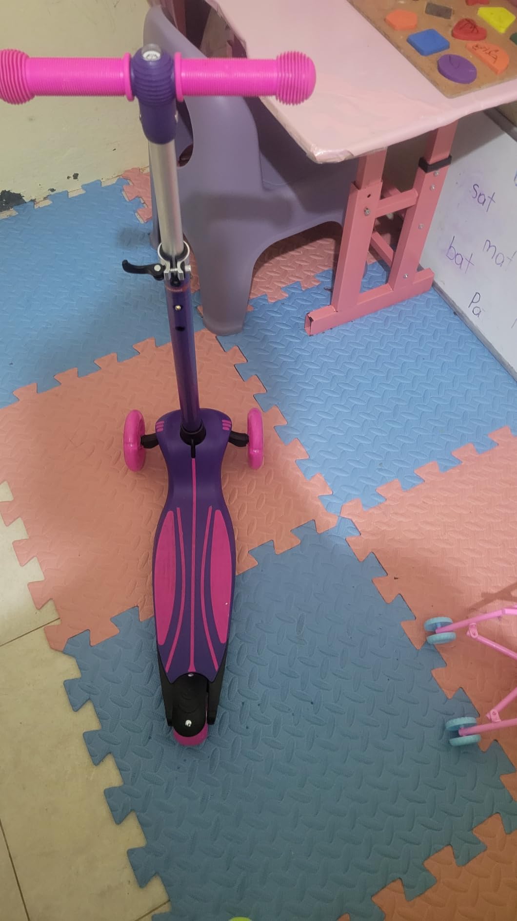 Gotrax KS1 Kids Kick Scooter, 3 Wheels for Boys & Girls 2-8, Gifts | LED Light-Up Wheels, 3 Adjustable Handlebar, Easy Assembly, Lightweight, Wide Anti-Slip Deck, Lean to Steer, Max Load 110 lbs customer photo 2