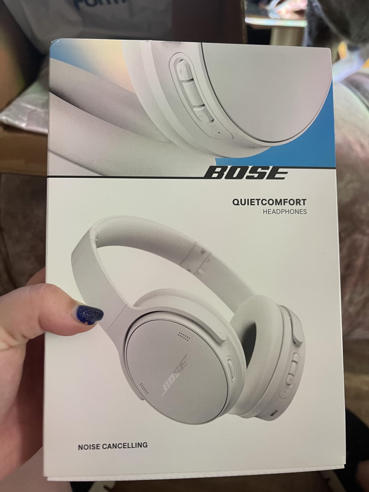 Bose QuietComfort Headphones - Wireless Bluetooth Headphones, Active Over Ear Noise Cancelling and Mic, USB-C Charging, Deep Bass, Up to 24 Hours of Playtime, White Smoke customer photo 1