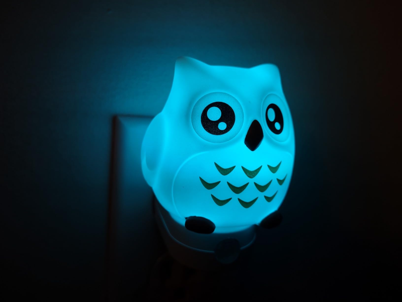 L LOHAS LED Night Light for Kids, 3D Owl Night Light Plug in Wall | Dusk to Dawn Sensor, 8-Color Changing+Soft White 3000K, 3 Lighting Modes, Nursery Night Lights, Children, Room Decor customer photo 2