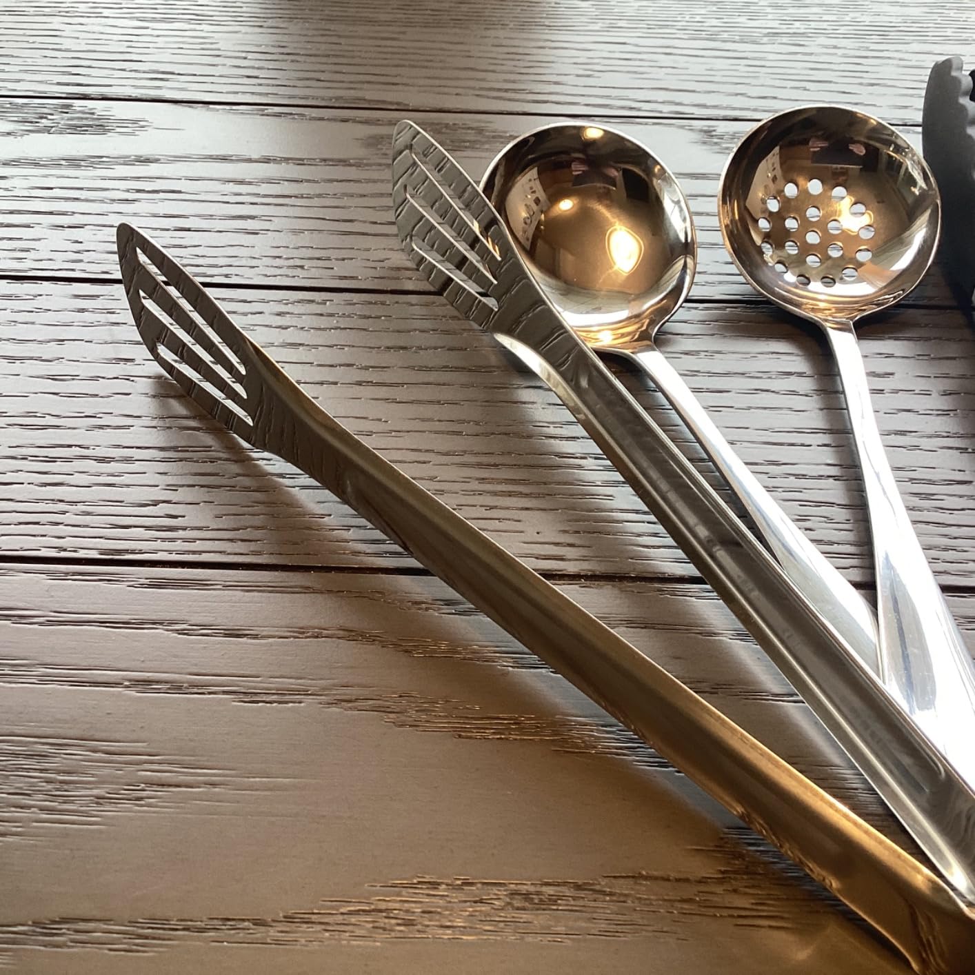 Serving Utensils Set for Partie, Silver Stainless Steel Metal Serveware Large Serving Spoons, Slotted Spoons, Forks, Tongs, Soup and Skimmer Spoon, Cake Server for Buffet, Catering, Entertaining 15pcs customer photo 1