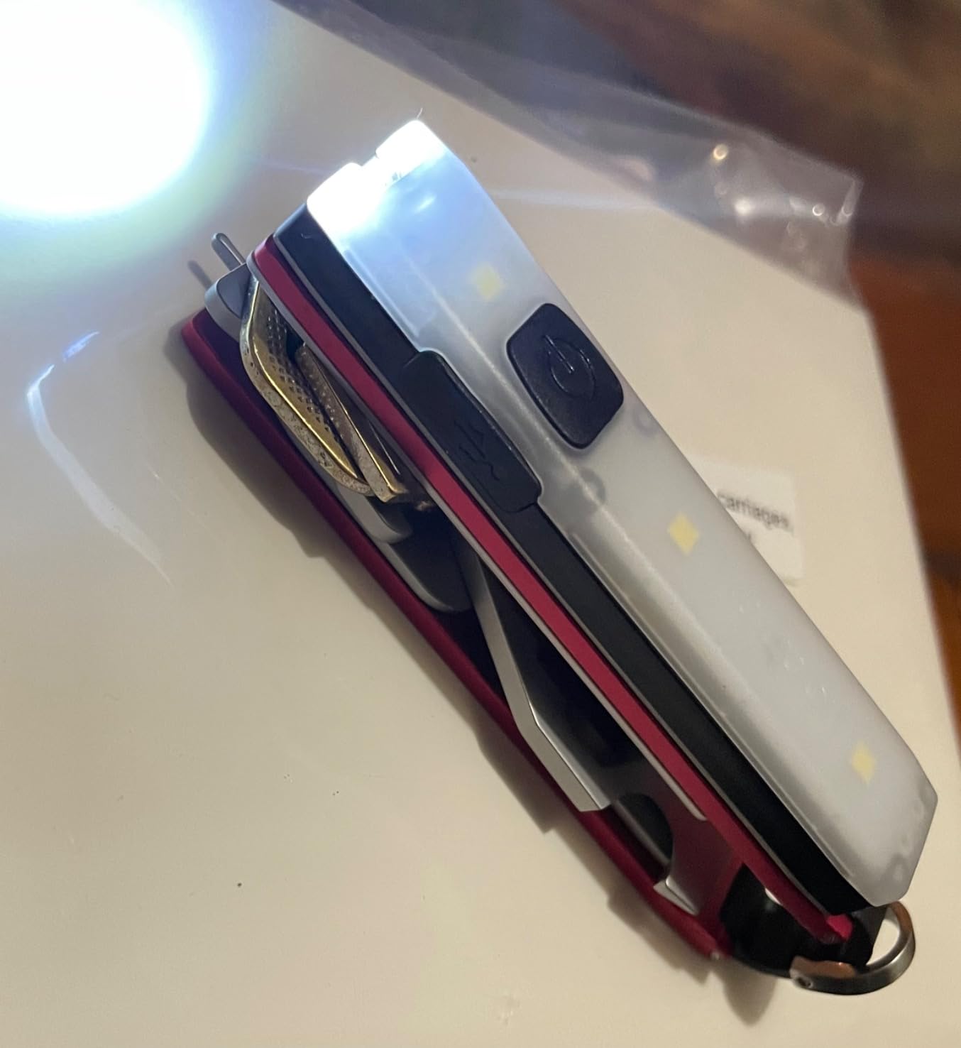 Keyport Essential Plus Kit: Pivot 2.0 Modular Key Organizer with Flashlight customer photo 2