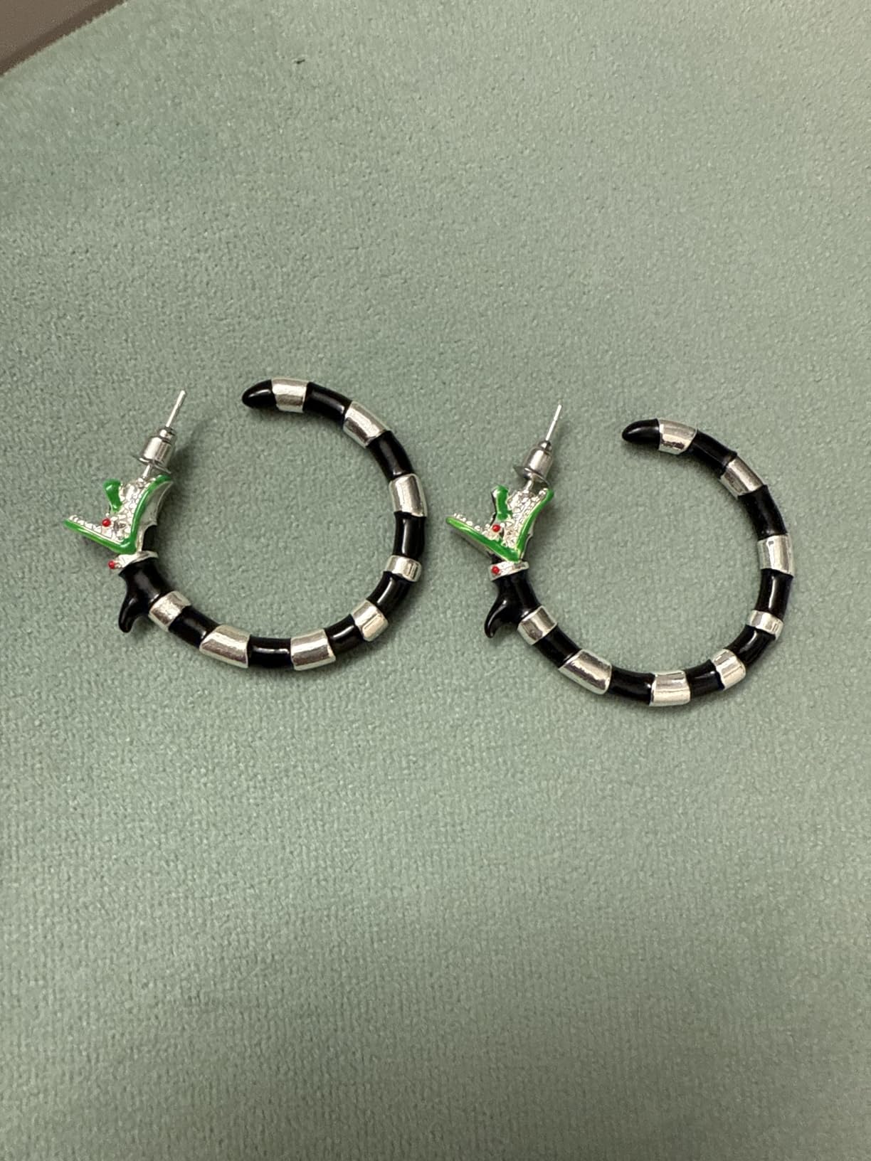 Coral Snake Gothic Hoop Earrings - Halloween Horror Beetle Snake Juice for Women Cosplay Costume Accessories customer photo 1