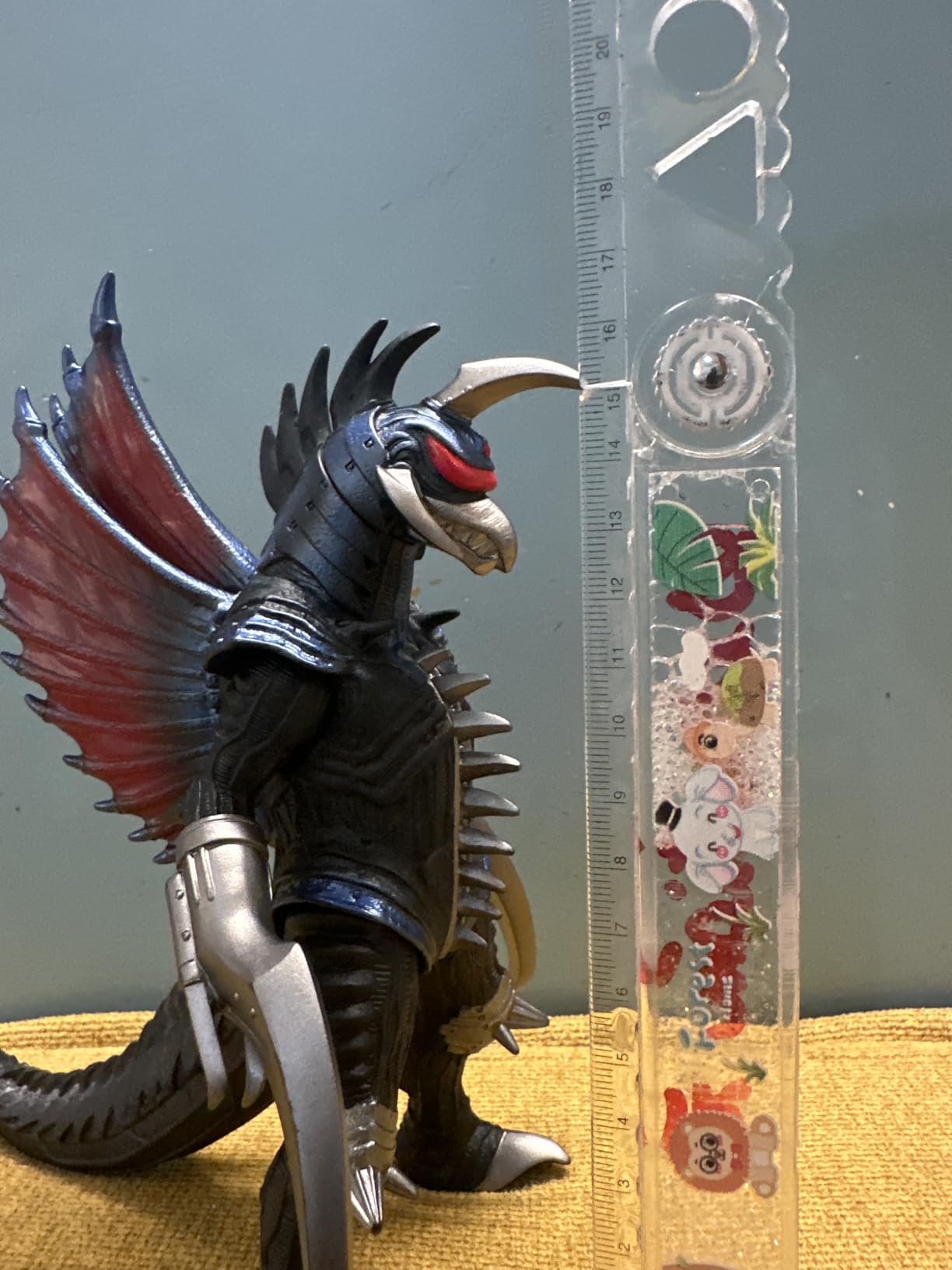 Movie Monster Series - Godzilla: Final Wars - Gigan 2004, Bandai Action Figure customer photo 1