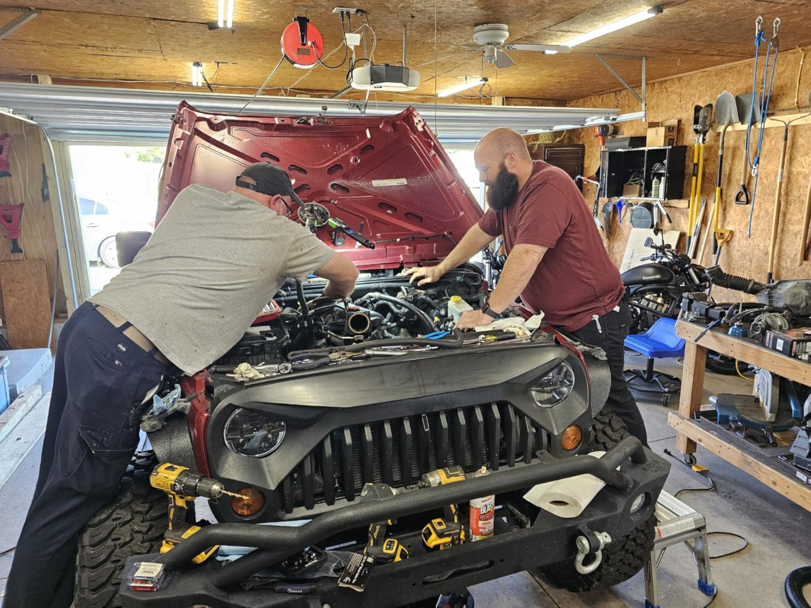 SYLSTAR Work Light for Mechanic, 2400LM LED, 4400mAh Rechargeable, Magnetic, Underhood Work Light with Hooks for Car Repairing/Inspection/Garage/Workshop/Emergency customer photo 1