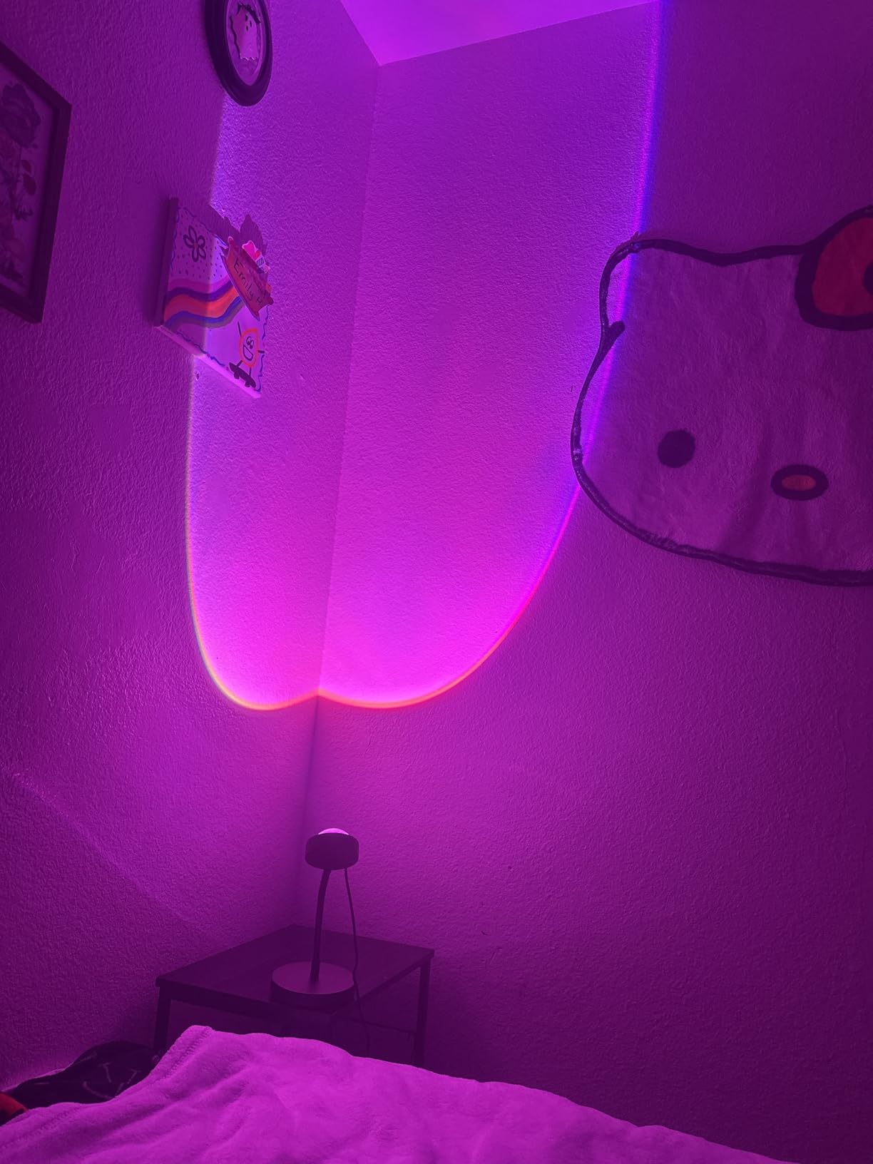 Neroupe Sunset Lamp Projector with APP & Button Control LED Night Light | 360 Degree Rotation Multiple Colors Changing Sunset Light for Bedroom Decor/Party/Tiktok Live/Room Decor customer photo 1