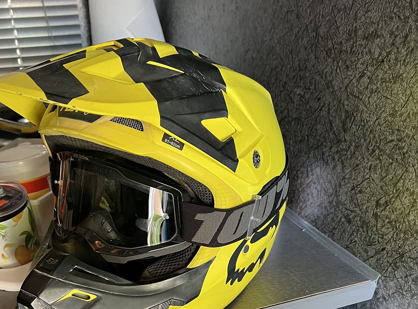 100% STRATA 2 Goggles - Sports Goggles for Motocross & Mountain Biking - Eyewear for Bike Riders - Motocross Eyewear for Men customer photo 1