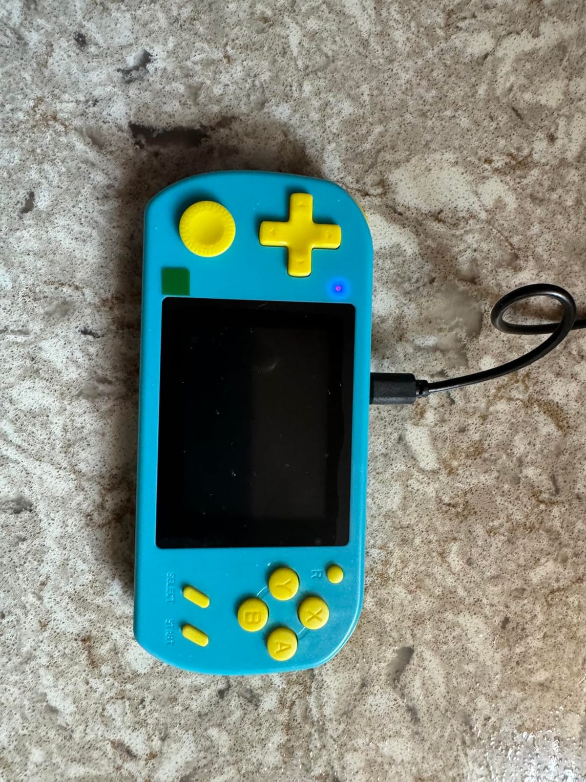 Handheld Game for Kids Built-in 268 Retro Video Games Kids Gifts Ages 4-12 customer photo 1