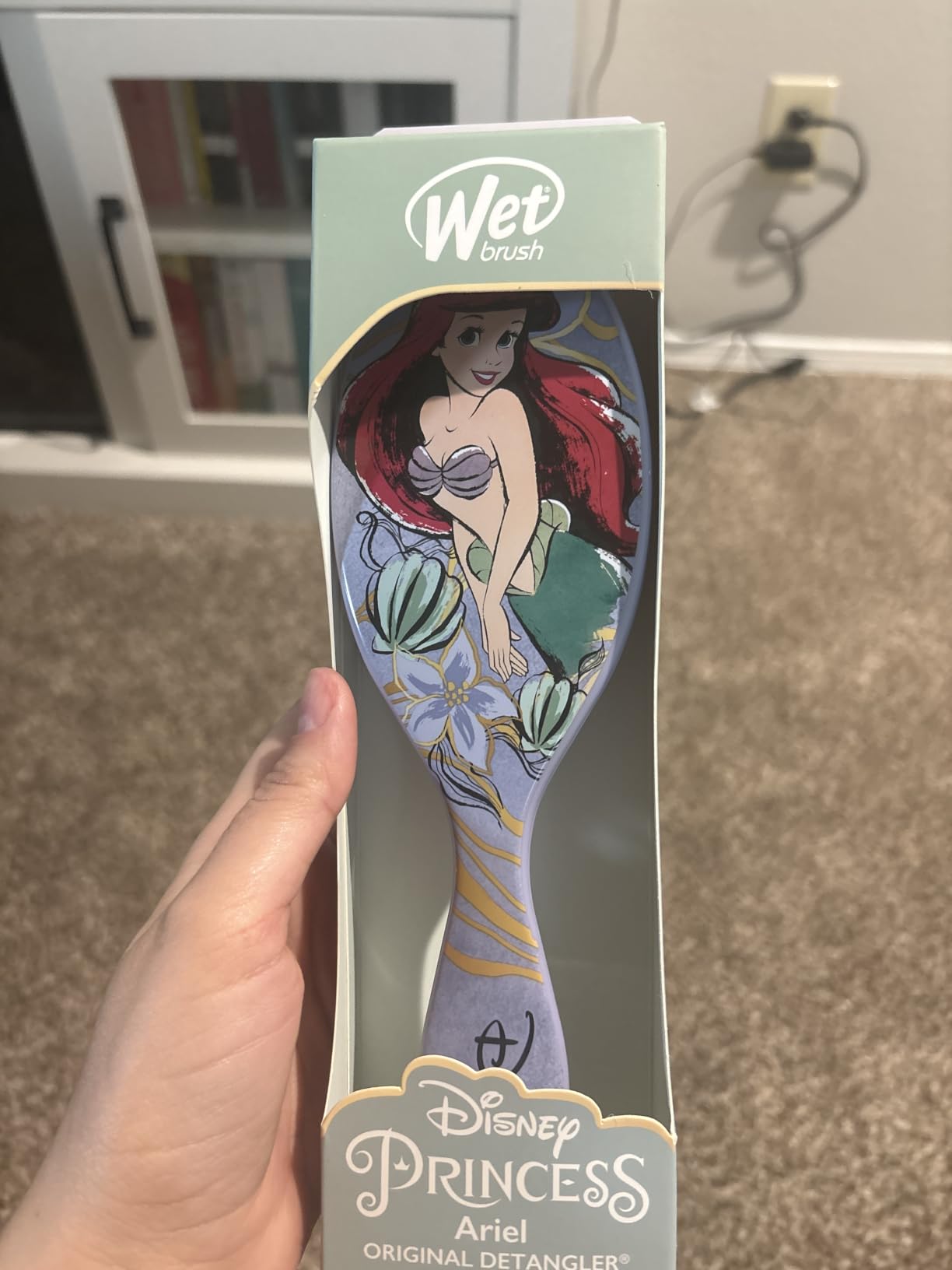 Wet Brush Disney Original Hair Detangler, Ariel (Elegant Princess), Ultra-Soft IntelliFlex Bristles, Detangling Brush Glides Through Tangles (Wet Dry & Damaged Hair), Women & Men customer photo 2