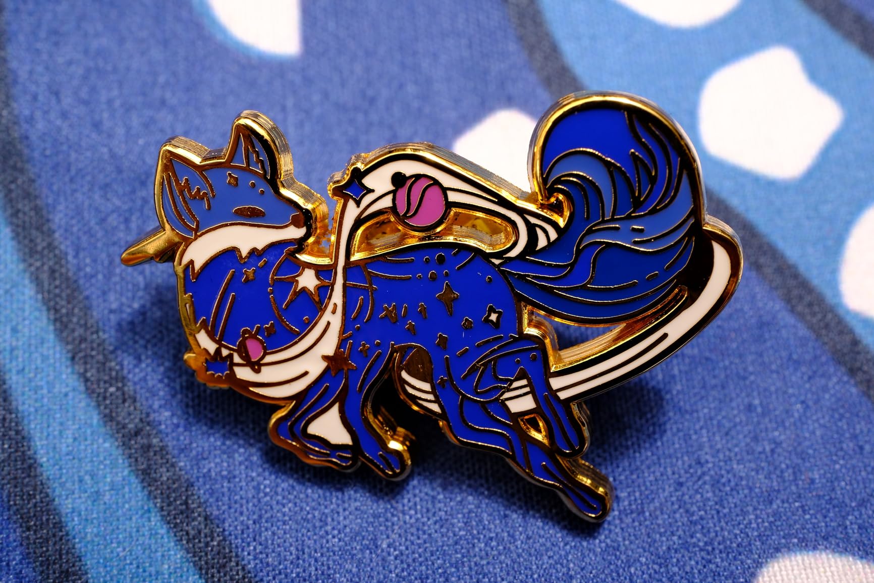 Starry Sky Fox Enamel Pin, Cute Magic Starry Night Animal Lapel Pin Space Constellation Brooch Badge, Dreamy Magical Galaxy Fox Brooch for Backpacks Jackets Hats, Cute Fantasy Gift for Fox Lovers Kids Women customer photo 2