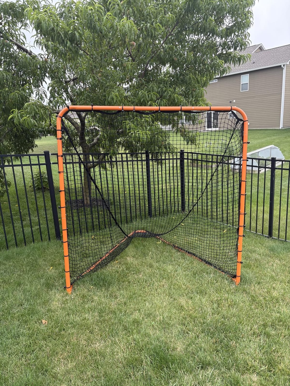 VEVOR Lacrosse Goal, Complete Portable Lacrosse Net Training Accessory Set for Backyard Training customer photo 1