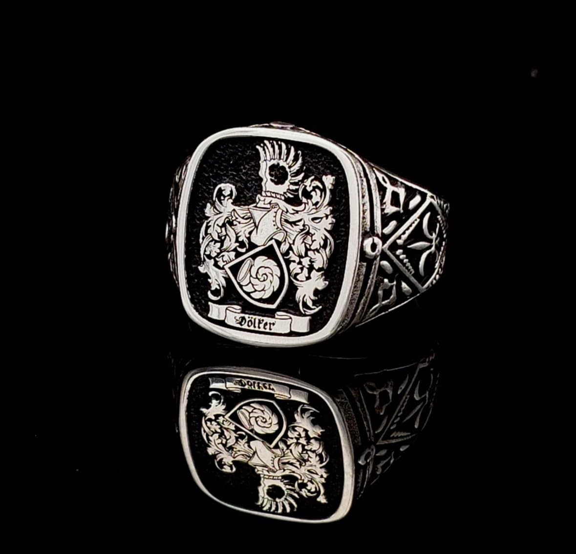 Customized Coat of Arms Family Ring, Celtic Ring, Sterling Silver, Gold Plated, 20mm, 19gr, Handmade customer photo 2