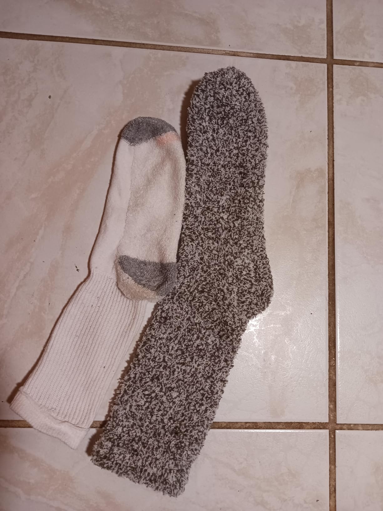 Unboxme Gifts Mens Fuzzy Cloud Socks - Cozy, Soft Slippers Socks for Men customer photo 1